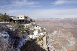 The stone architecture of Lookout Studio perched on the rim